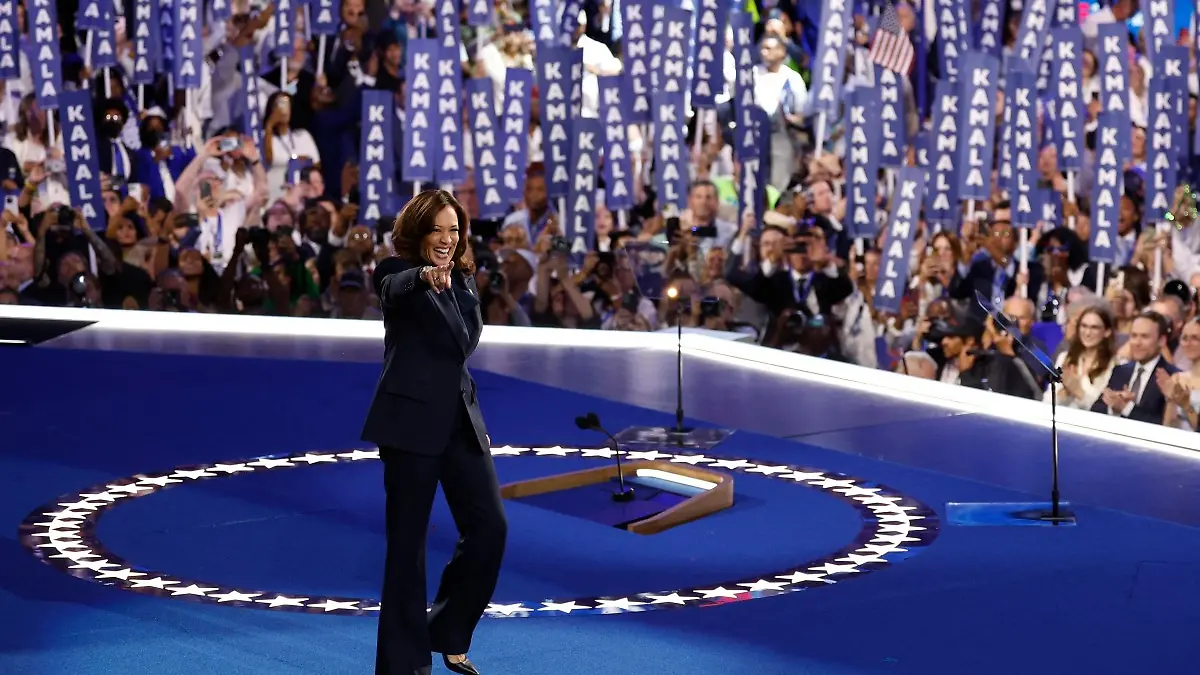 Kamala Harris acepta la candidatura demócrata por la presidencia de EU